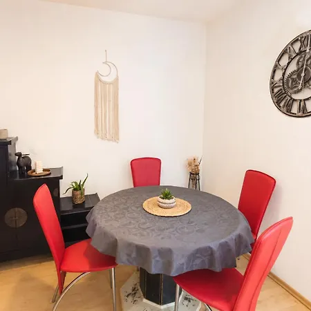 Apartmán Luna Center - 2 Balconies & 3 Ac *